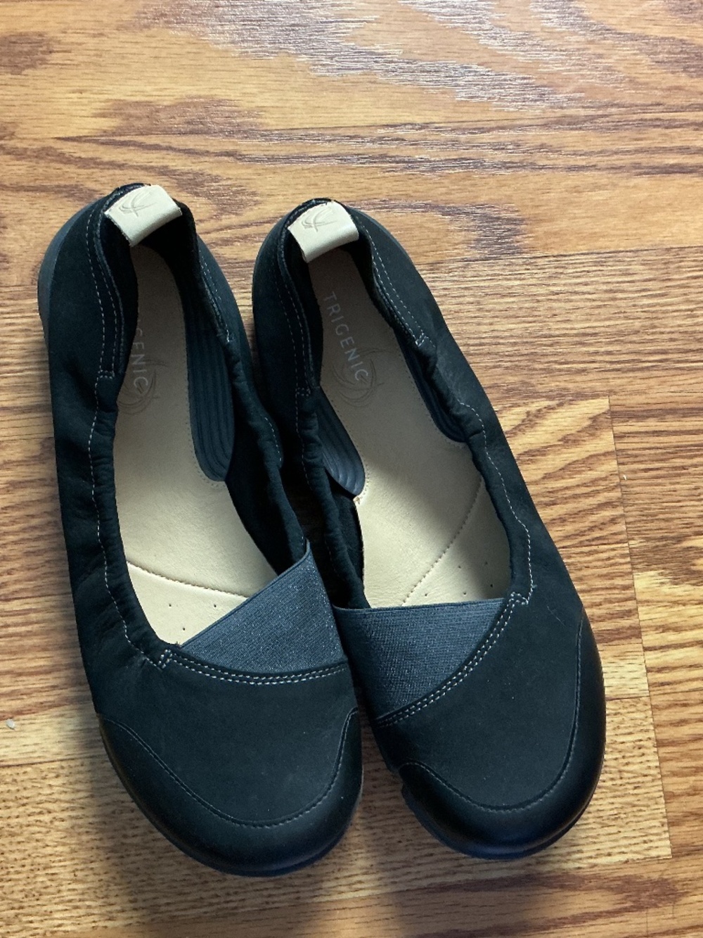 Clarks Trigenic Lightweight Black Leather Slip On Shoes Size 9 M